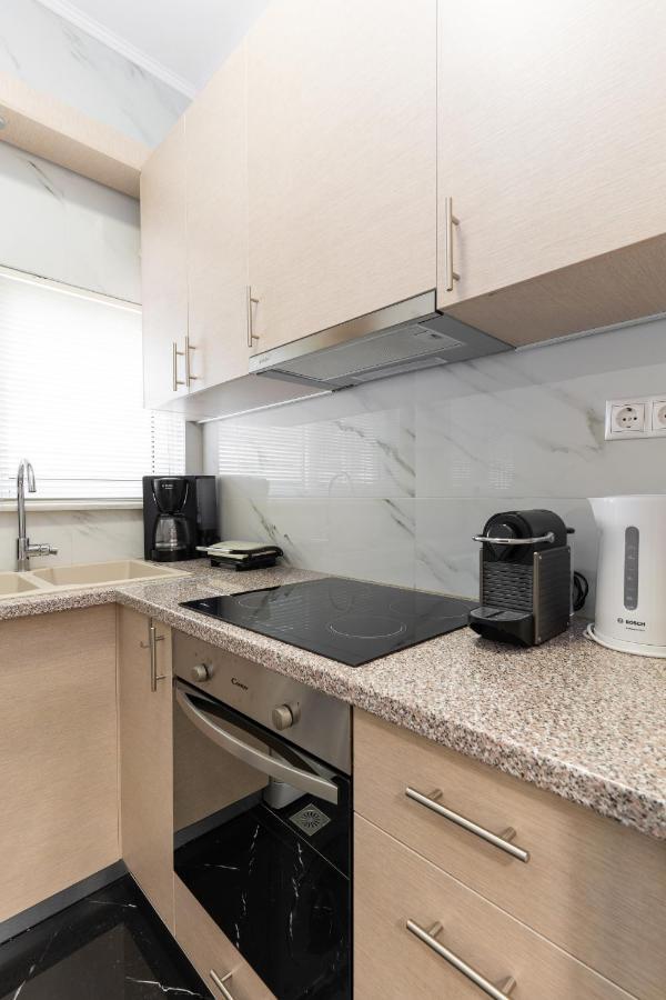 Cosy 2Br Apartment Next To Bars & Restaurants Athen Eksteriør billede