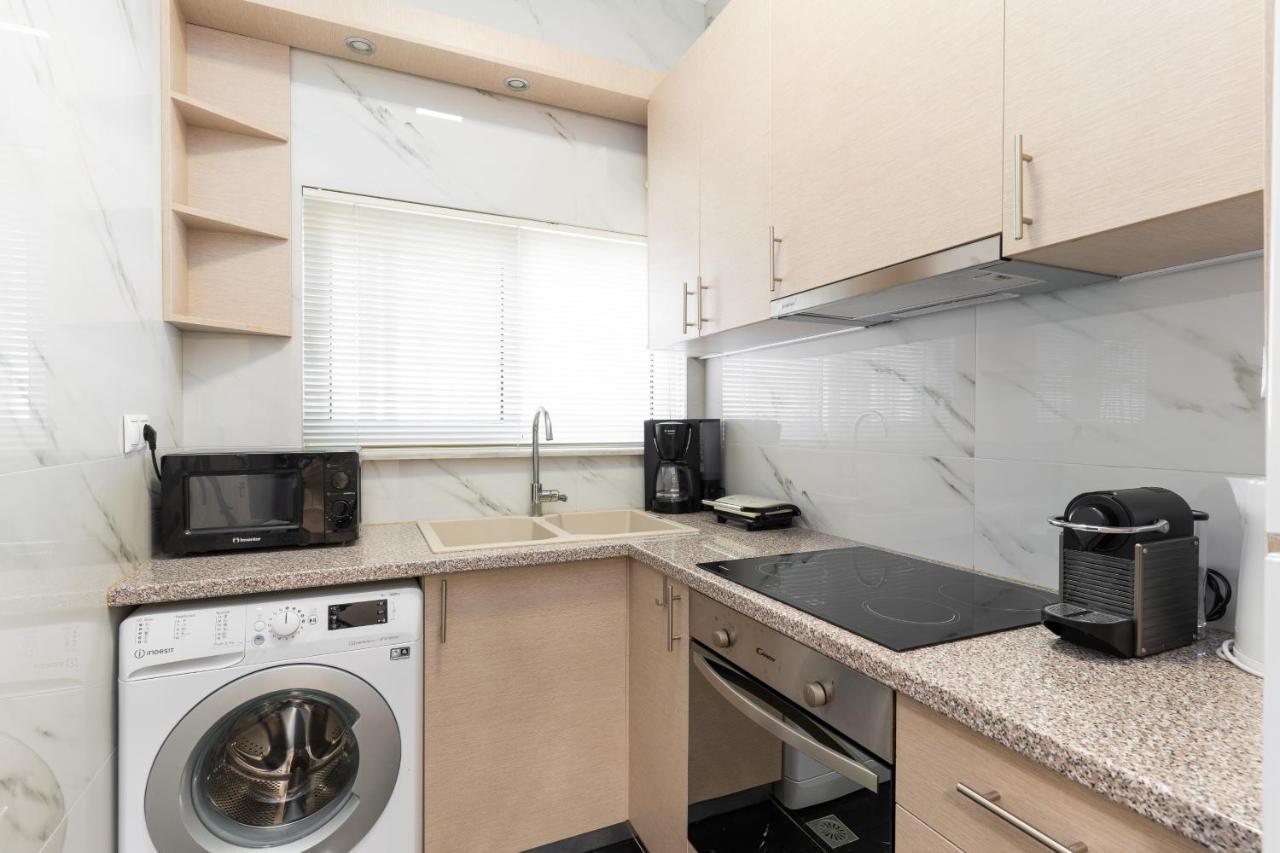 Cosy 2Br Apartment Next To Bars & Restaurants Athen Eksteriør billede