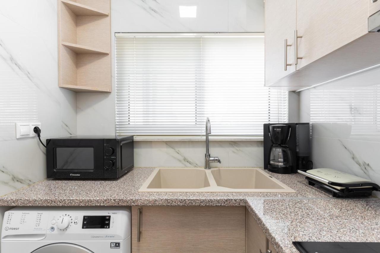 Cosy 2Br Apartment Next To Bars & Restaurants Athen Eksteriør billede